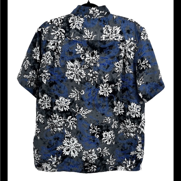 Hana Bay Hawaiian Short Sleeve Button Down Island Size Medium - Picture 2 of 5